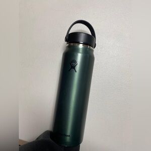 Metallic Green HydroFlask Waterbottle